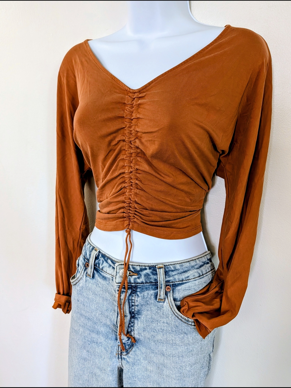 JoyLab Rust Ruched Drawstring V-Neck Long-Sleeve Crop Top - Picture 2 of 4